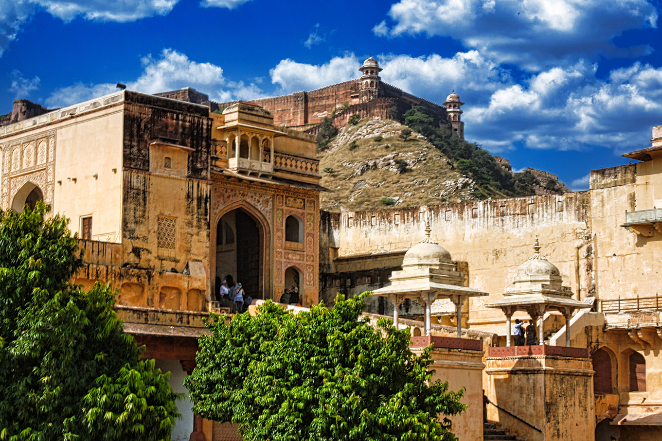 Jaigarh Fort, Jaipur : Timings, Entry Fee, History and Art, Culture